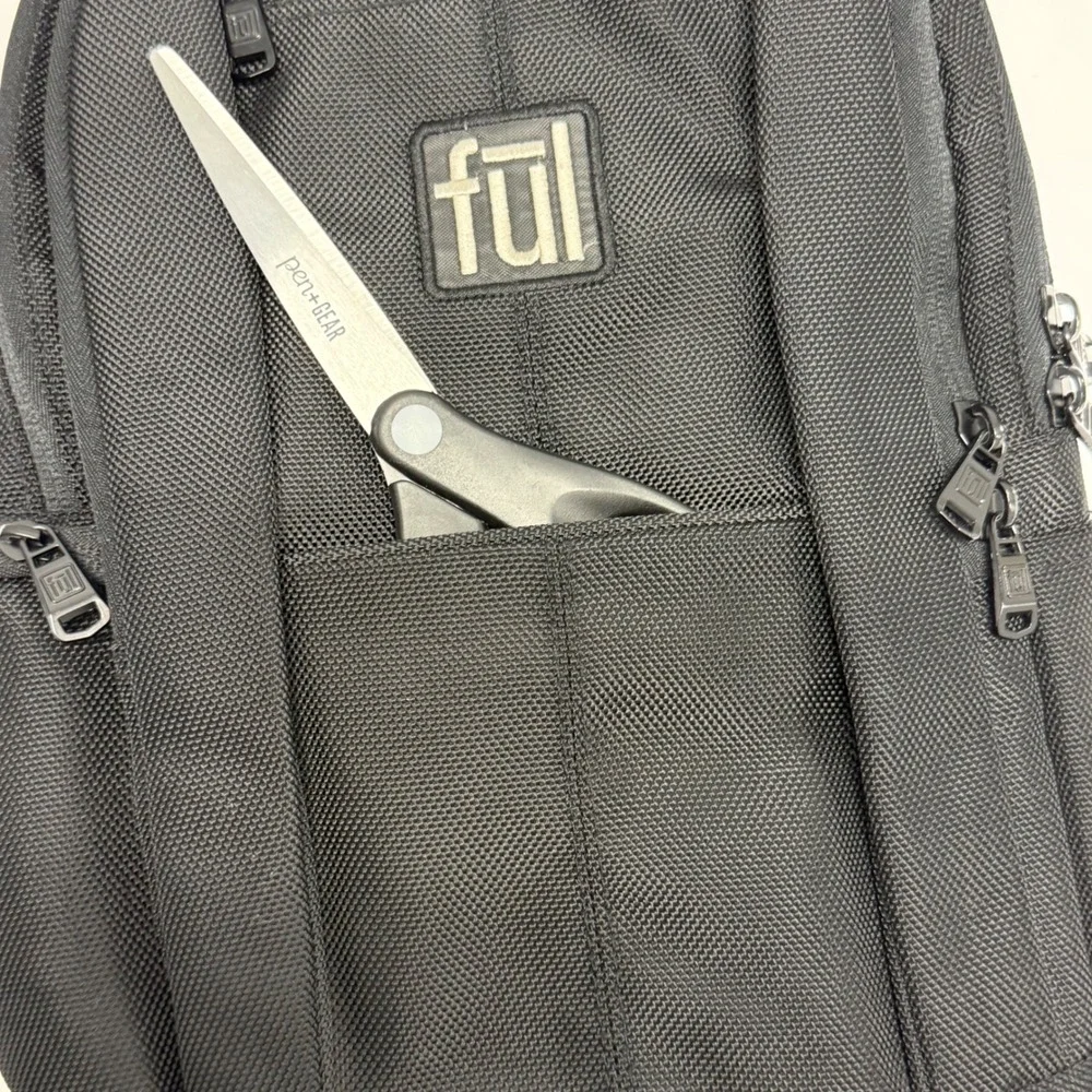 Ful black backpack